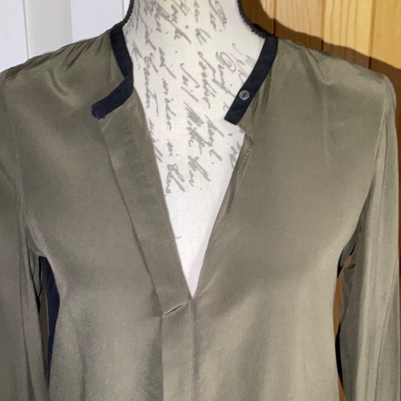 Vince Color Block, Olive & Black, Silk Tunic Top, Like NEW. Size 4 - Picture 10 of 14